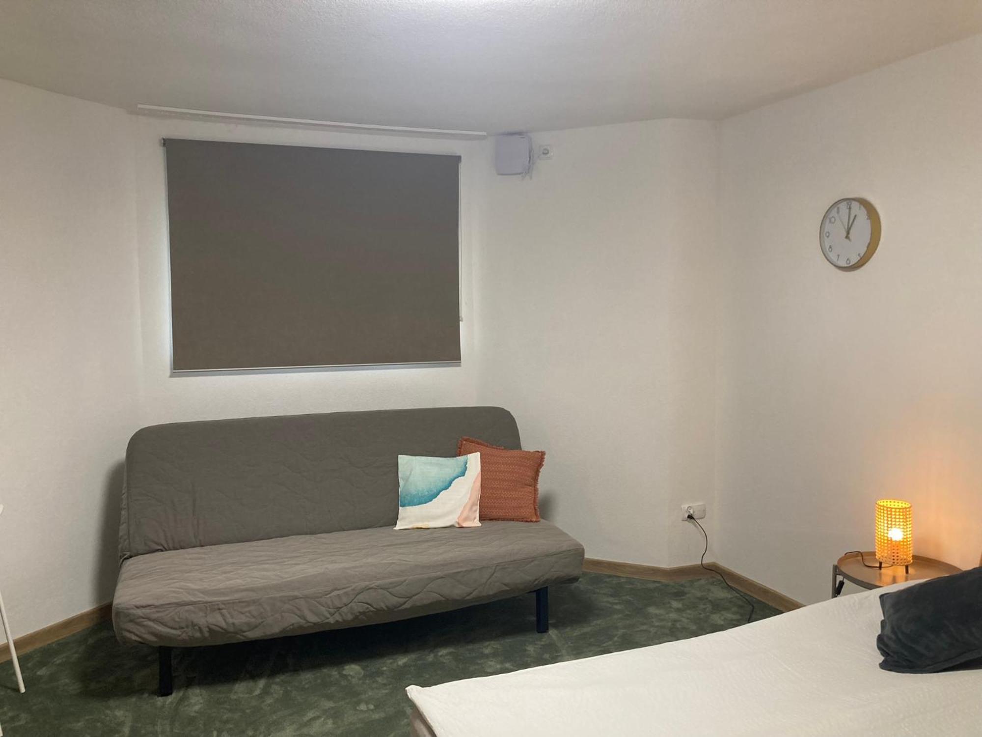 Metro Apartment